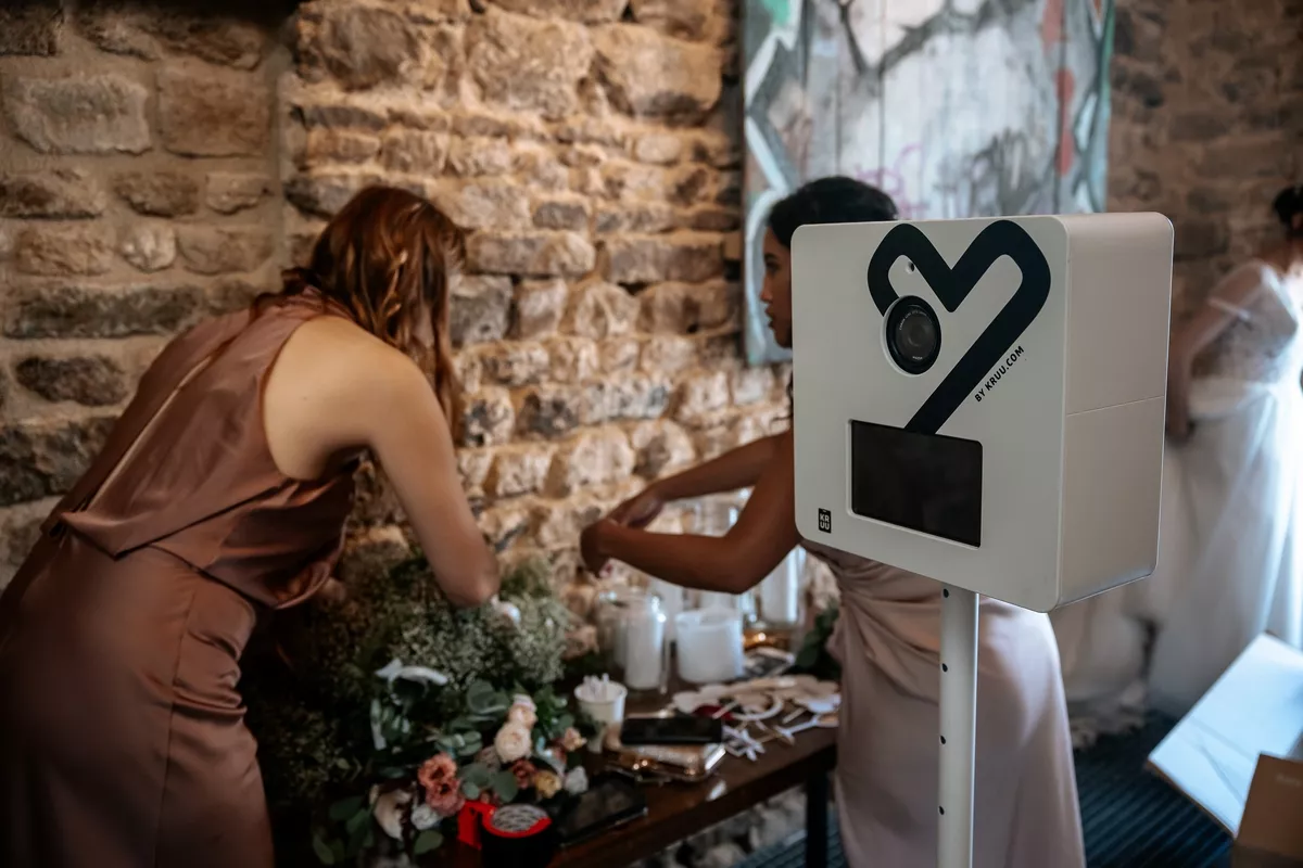 Borne photo design et moderne